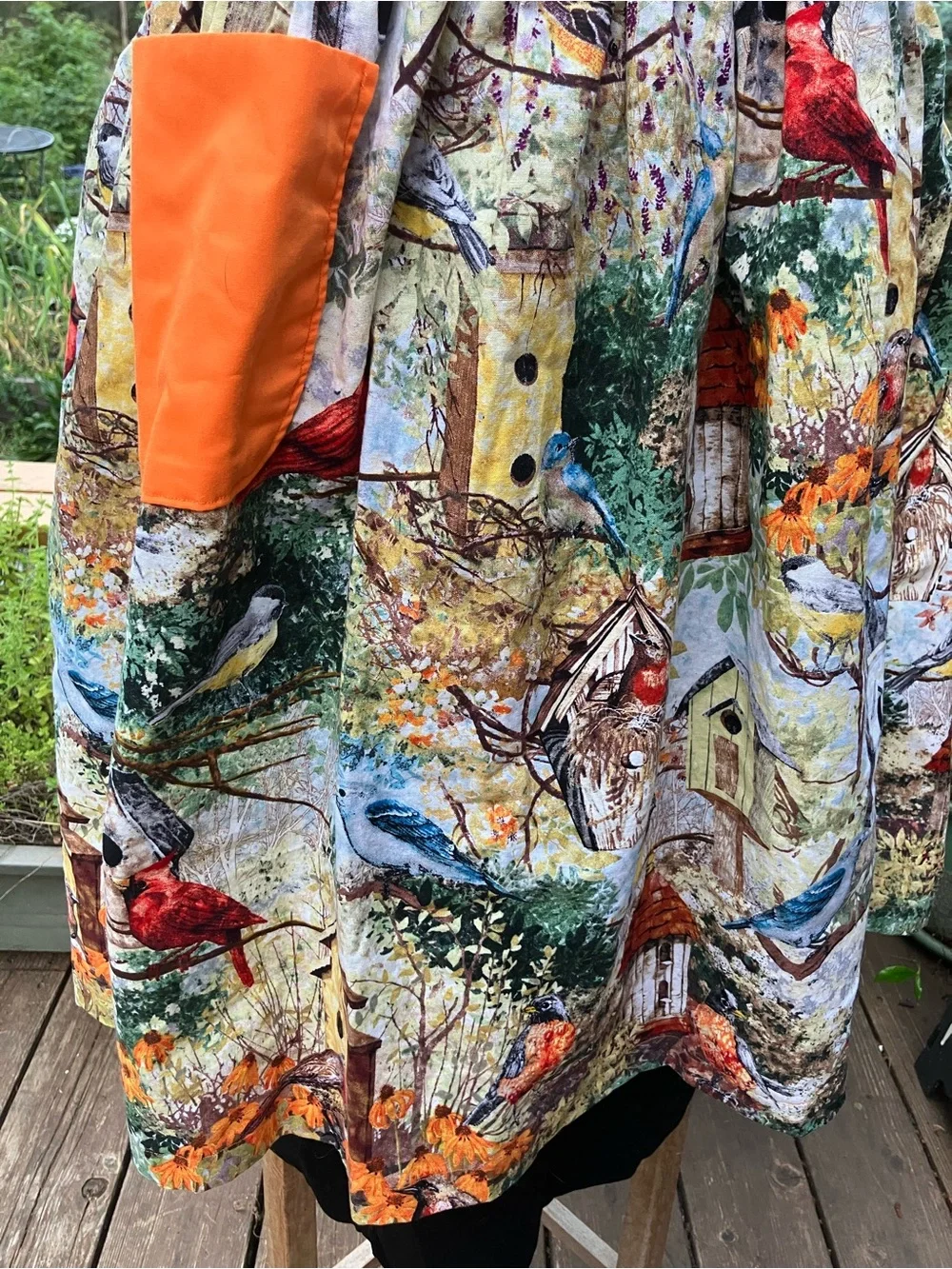 Apron handmade tie back with pockets and birds birdhouses pleated old fashioned